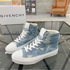 Givenchy Sneakers